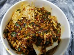 米豆腐-半月镰胡姐脆皮萝卜饺子