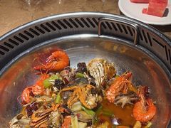 -七欣天香辣蟹火锅(上海银亿滨江店)