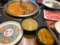 -沸炉重庆老火锅(军事博物馆店)