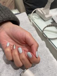 -花岐款式专研健康美甲沙龙