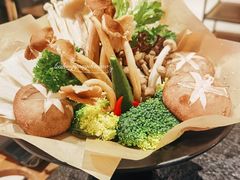 菌菇拼盘-煲宫猪肚鸡(昆山金鹰国际购物中心店)