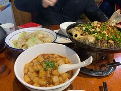 -聚鑫朋酸菜肥肠(文艺路口店)