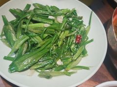 -文山荷鲜居(翠湖店)