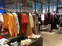 -URBAN REVIVO(深圳华润万象天地店)