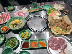 -欧巴炭烤肉오빠숯불구이(南京东路店)