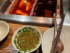-老牌坊云南鱼豆花火锅(爱建店)