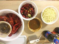 -巴厘龙虾·榜首油焖大虾(音乐学院·沿江酒馆店)