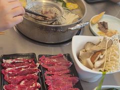 -宴全牛粤来越牛潮汕鲜牛肉火锅(海州万达广场店)