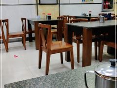 大堂-胡家包子·清真(大众巷店)