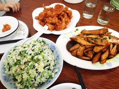 -胡子饮食店