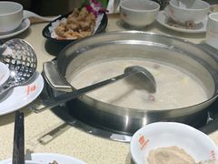 -煲大王猪肚鸡·椰子鸡火锅(红谷滩万达店)