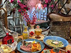 -秘密旅行Bonjour(黑金冠 江南西店)