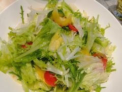 -喜鹊愉家酒店(郑州曼哈顿博览中心地铁站店)