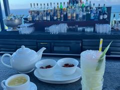 -瑰丽酒店·海吧·天际下午茶·现场DJ·天台酒吧