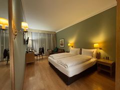 -因特拉肯贝乌里瓦奇大酒店