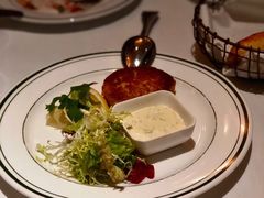 招牌蟹肉饼-Wolfgang’s Steakhouse 沃夫冈牛排馆(上海白玉兰广场店)