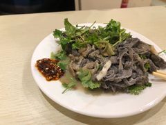 -黑八私房老北京炸酱面