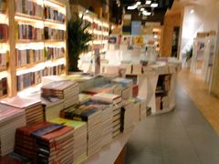 -新华里咖啡书吧(新华书店小寨店)