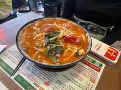 -肥汁米蘭香港米线(宁波路总店)