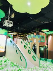 -绿野星空儿童乐园