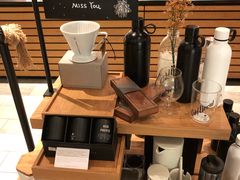 零售区-星巴克臻选(杭州万象城店)