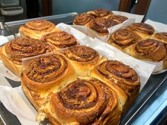 核桃肉桂卷-CHOCMONS巧克怪兽(屏风街店)
