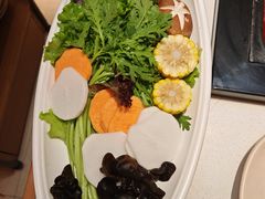 -老牌坊云南鱼豆花火锅(哈西万达店)