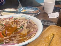-乡村馕坑肉·烧烤·新疆菜·本地人更爱吃(阿勒泰首店)
