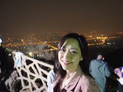 -鬼笑石后山停车场