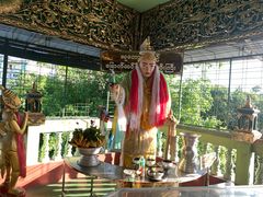 -ခြောက်ထပ်ကြီးရွှေသာလျောင်းဘုရားကြီး