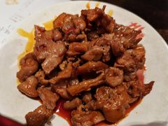 -爆炸头阿姨小四川正宗川味小吃(无任何分店)