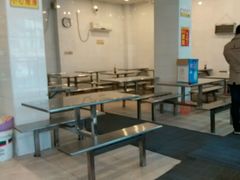 -易记皮肚面(明瓦廊店)