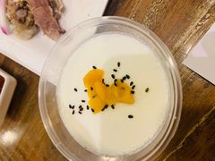 -清真·玛丽亚新疆菜主题餐厅(浙江中路店)