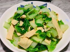 杭白菜炒豆皮-小菜园新徽菜(无锡宜家荟聚中心店)