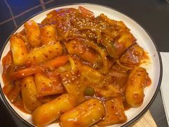 鱼饼炒年糕-博欧姆新派韩国料理·炸鸡(艾尚店)