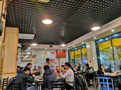大堂-牛一煲美食(江高店)