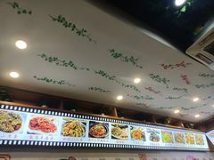 -江城燕子大排档(江汉路步行街店)