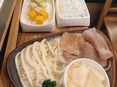 -左庭右院鲜牛肉火锅(浦江欢乐颂店)