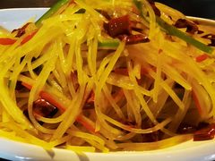 -壹号院音乐餐厅•烤全羊•新疆菜(浐灞店)