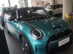 -上海宝诚中环BMW·MINI4S店