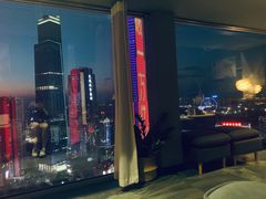 -得闲·高空SPA(东盟店)