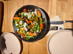 烤蔬菜菲达芝士沙拉-The Diner X餐厅(青岛万象城店)