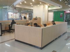 -德克士(场中路店)