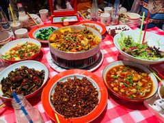 -辣小鲜·南昌大排档(船山路店)