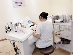 -Dr.ACNE痘院长祛痘皮肤管理连锁