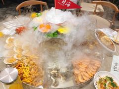 -日进一片海.生腌海鲜火锅.宵夜烧烤(三里屯总店)