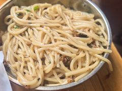 -正宗杨记普洱酸醋米线(总店)