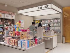 -泡泡玛特POPMART(蓝色港湾店)