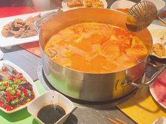 -四季喧黔味豆米火锅(万达广场店)