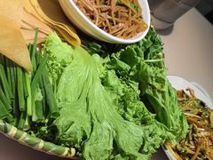 -老码头黑皮肘子锅包肉(赣水路店)